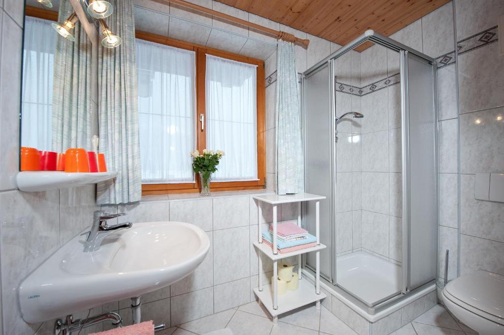 Haus Grutschnigg Lägenhet Bad Gastein Rum bild